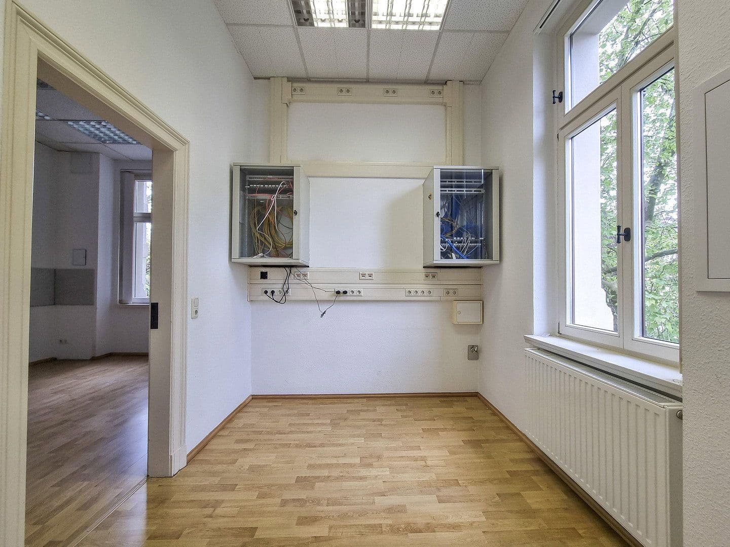 Pronájem kanceláře 300 m², Leipzig, Sasko Pronájem kanceláře 300 m², Leipzig, Sasko