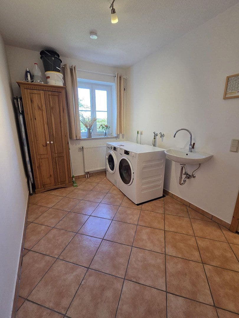 Prodej domu 143 m², pozemek 887 m², Vilgertshofen, Bavorsko Prodej domu 143 m², pozemek 887 m², Vilgertshofen, Bavorsko