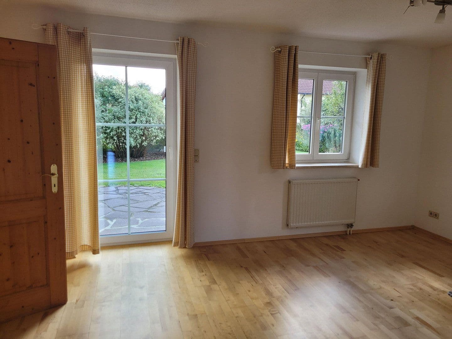 Prodej domu 143 m², pozemek 887 m², Vilgertshofen, Bavorsko Prodej domu 143 m², pozemek 887 m², Vilgertshofen, Bavorsko