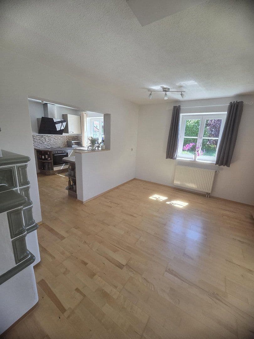 Prodej domu 143 m², pozemek 887 m², Vilgertshofen, Bavorsko Prodej domu 143 m², pozemek 887 m², Vilgertshofen, Bavorsko