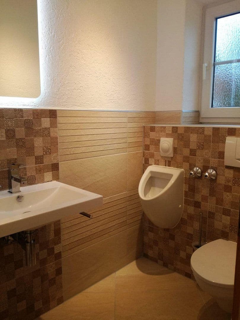 Prodej domu 143 m², pozemek 887 m², Vilgertshofen, Bavorsko Prodej domu 143 m², pozemek 887 m², Vilgertshofen, Bavorsko