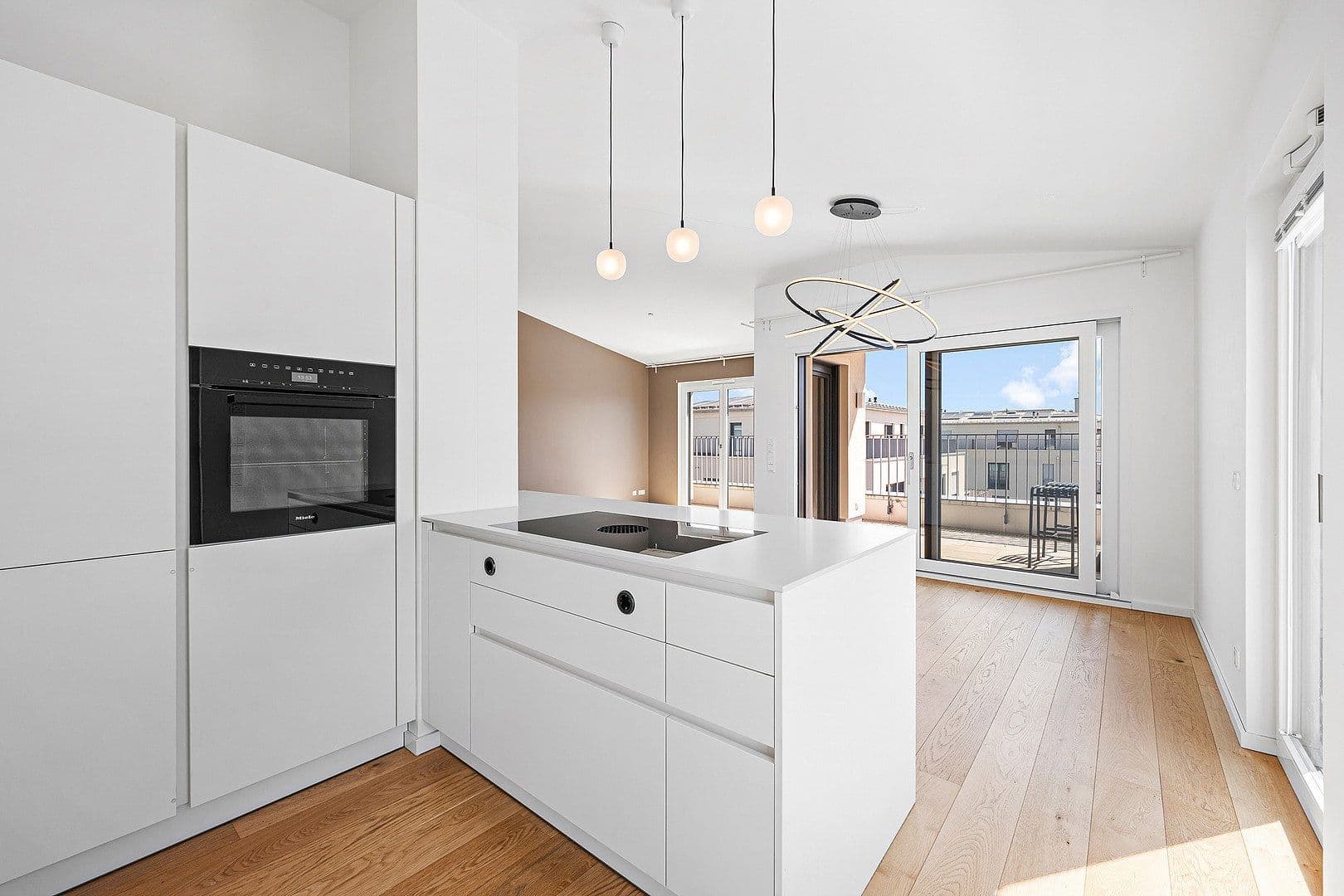 Prodej bytu 4+1 130 m², Riegerweg 16, Taufkirchen, Bavorsko Prodej bytu 4+1 130 m², Riegerweg 16, Taufkirchen, Bavorsko