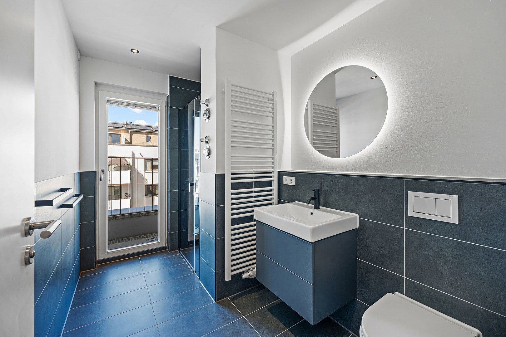 Prodej bytu 4+1 130 m², Riegerweg 16, Taufkirchen, Bavorsko Prodej bytu 4+1 130 m², Riegerweg 16, Taufkirchen, Bavorsko