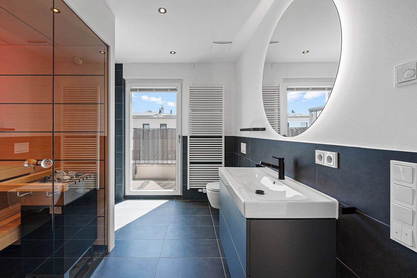 Prodej bytu 4+1 130 m², Riegerweg 16, Taufkirchen, Bavorsko Prodej bytu 4+1 130 m², Riegerweg 16, Taufkirchen, Bavorsko