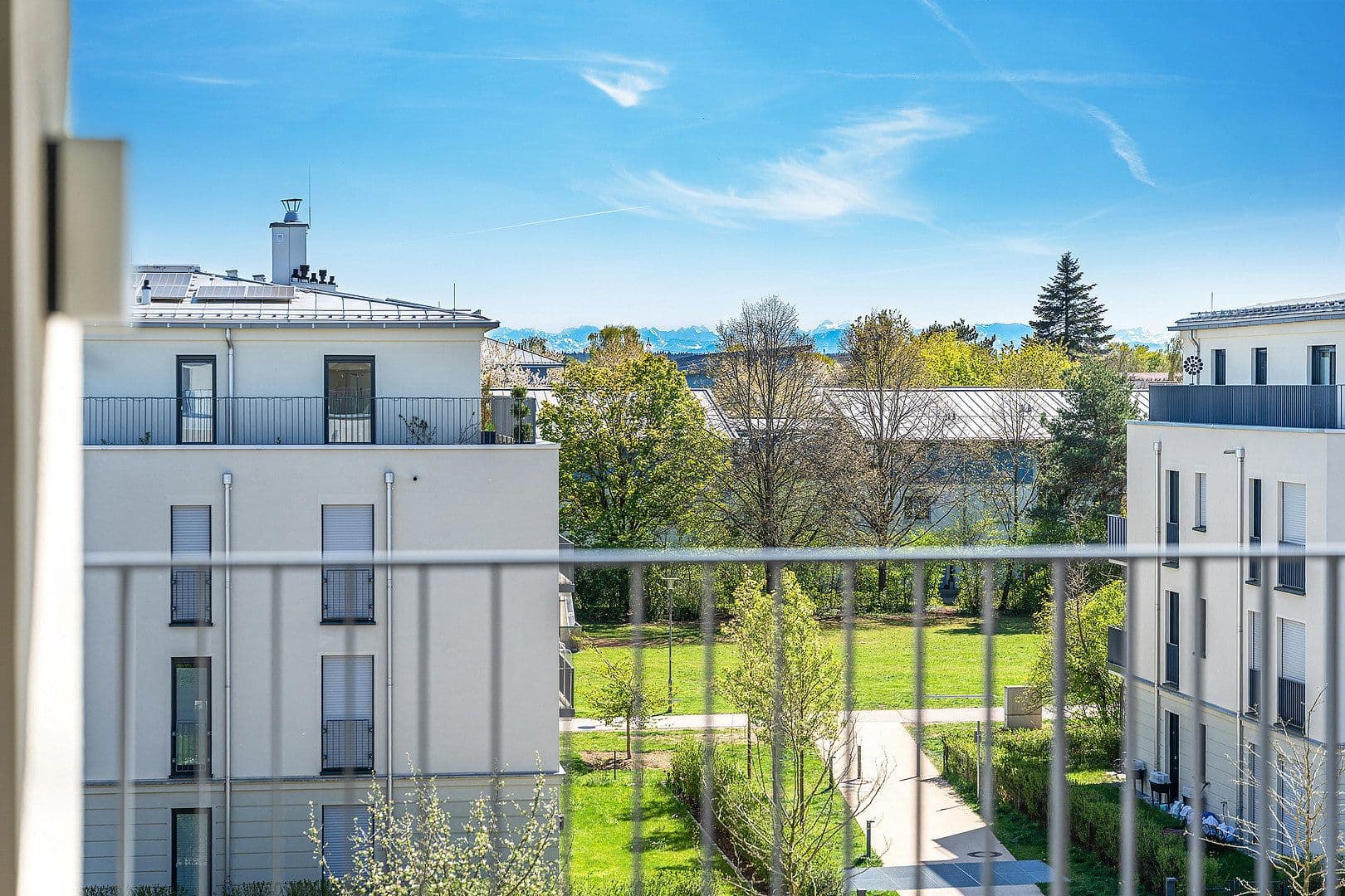 Prodej bytu 4+1 130 m², Riegerweg 16, Taufkirchen, Bavorsko Prodej bytu 4+1 130 m², Riegerweg 16, Taufkirchen, Bavorsko