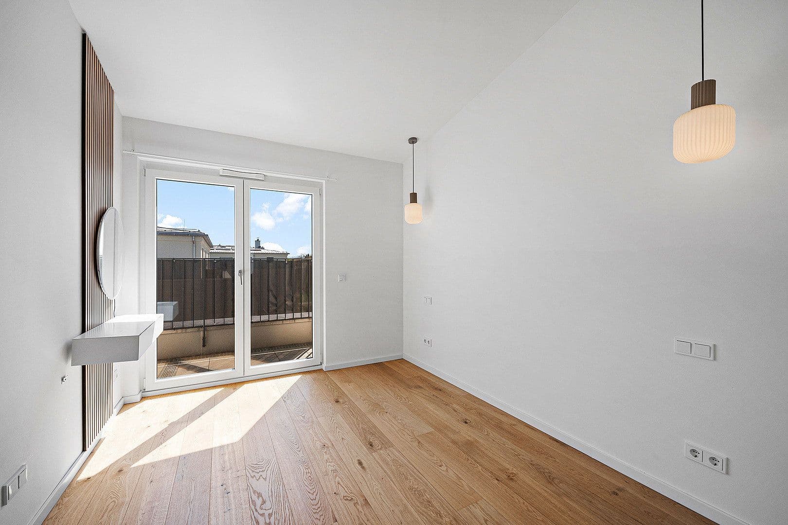 Prodej bytu 4+1 130 m², Riegerweg 16, Taufkirchen, Bavorsko Prodej bytu 4+1 130 m², Riegerweg 16, Taufkirchen, Bavorsko