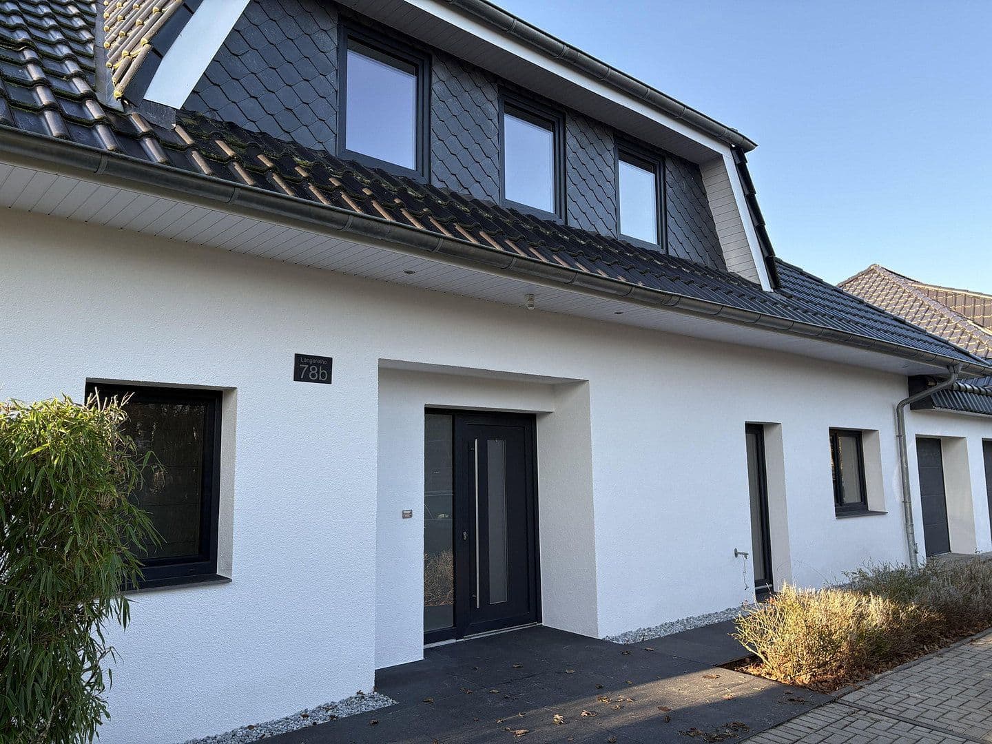 Prodej domu 268 m², pozemek 650 m², Jersbek, Jersbek, Šlesvicko-Holštýnsko Prodej domu 268 m², pozemek 650 m², Jersbek, Jersbek, Šlesvicko-Holštýnsko