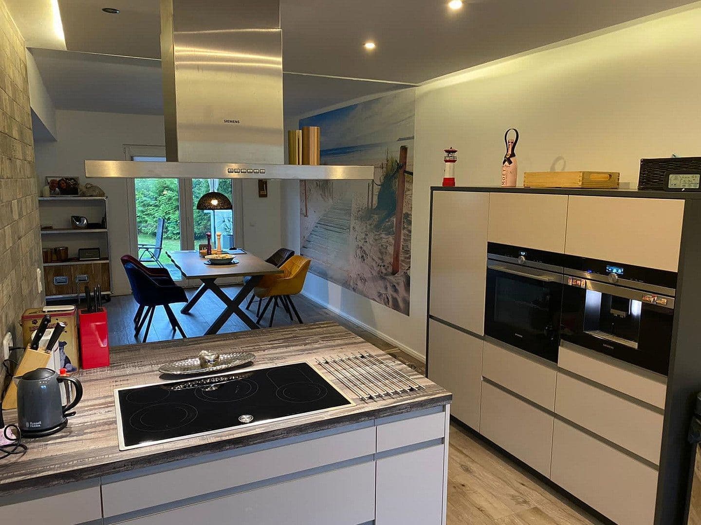 Prodej domu 268 m², pozemek 650 m², Jersbek, Jersbek, Šlesvicko-Holštýnsko Prodej domu 268 m², pozemek 650 m², Jersbek, Jersbek, Šlesvicko-Holštýnsko