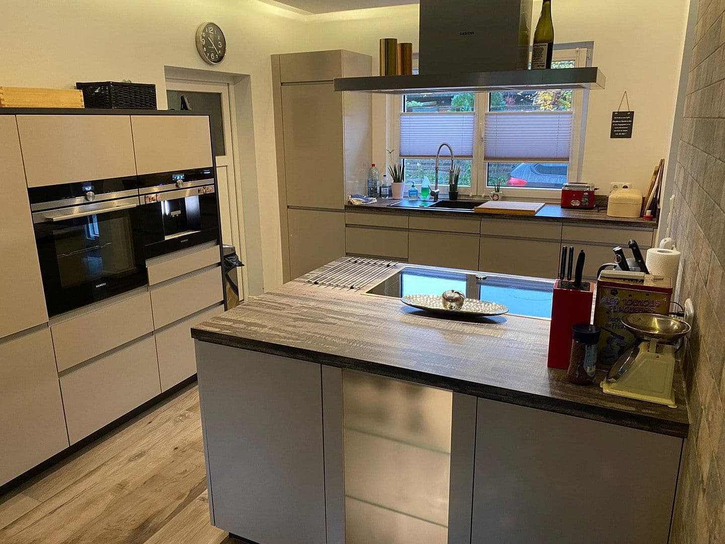 Prodej domu 268 m², pozemek 650 m², Jersbek, Jersbek, Šlesvicko-Holštýnsko Prodej domu 268 m², pozemek 650 m², Jersbek, Jersbek, Šlesvicko-Holštýnsko