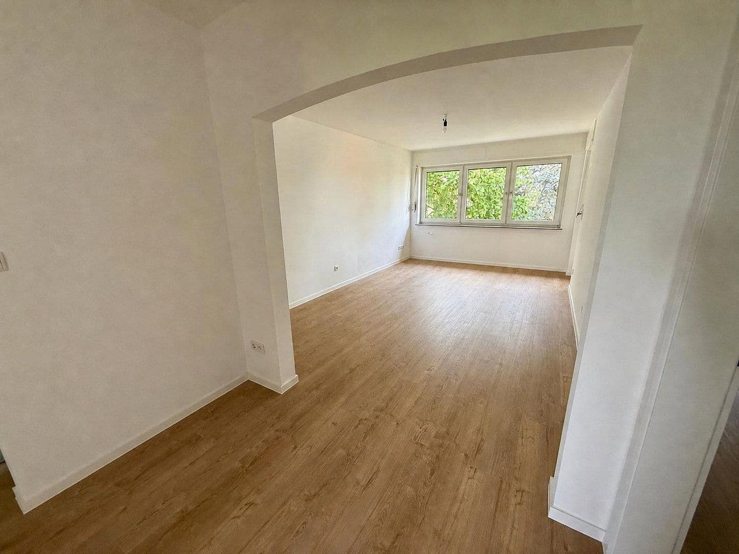 Pronájem bytu 3+1 74 m², Korschenbroich, Severní Porýní-Vestfálsko Pronájem bytu 3+1 74 m², Korschenbroich, Severní Porýní-Vestfálsko