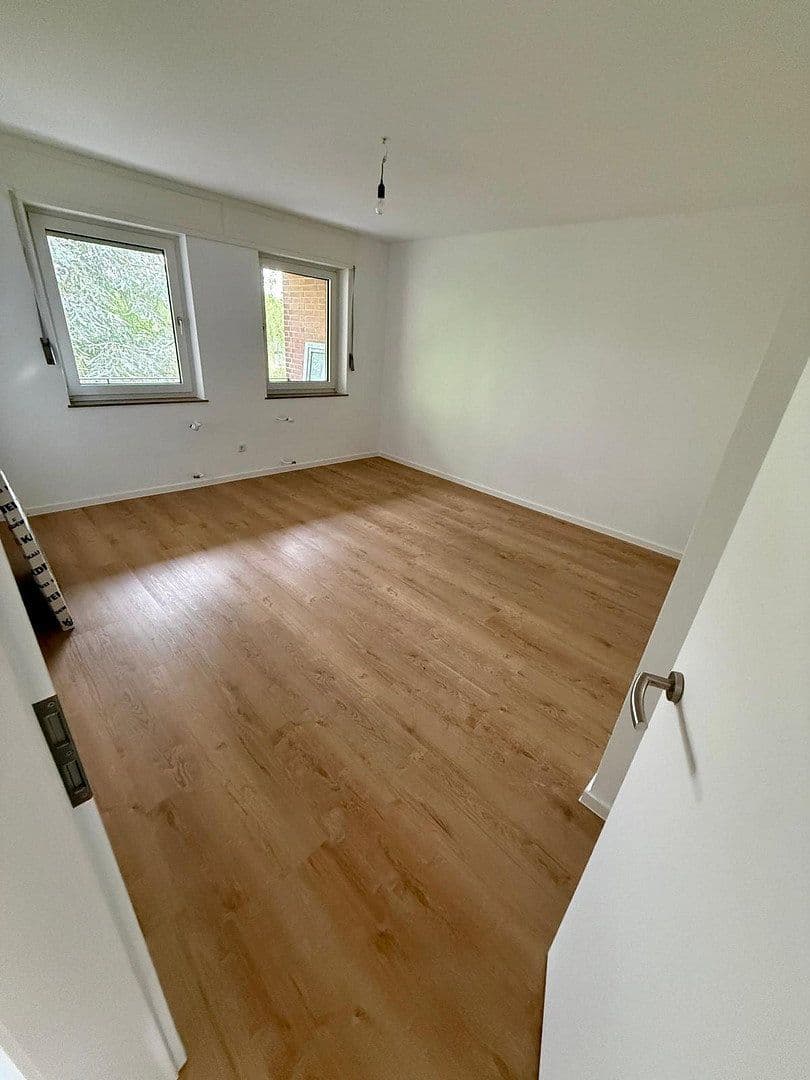 Pronájem bytu 3+1 74 m², Korschenbroich, Severní Porýní-Vestfálsko Pronájem bytu 3+1 74 m², Korschenbroich, Severní Porýní-Vestfálsko