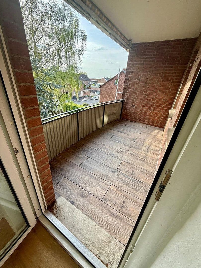Pronájem bytu 3+1 74 m², Korschenbroich, Severní Porýní-Vestfálsko Pronájem bytu 3+1 74 m², Korschenbroich, Severní Porýní-Vestfálsko