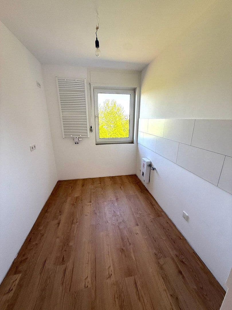 Pronájem bytu 3+1 74 m², Korschenbroich, Severní Porýní-Vestfálsko Pronájem bytu 3+1 74 m², Korschenbroich, Severní Porýní-Vestfálsko