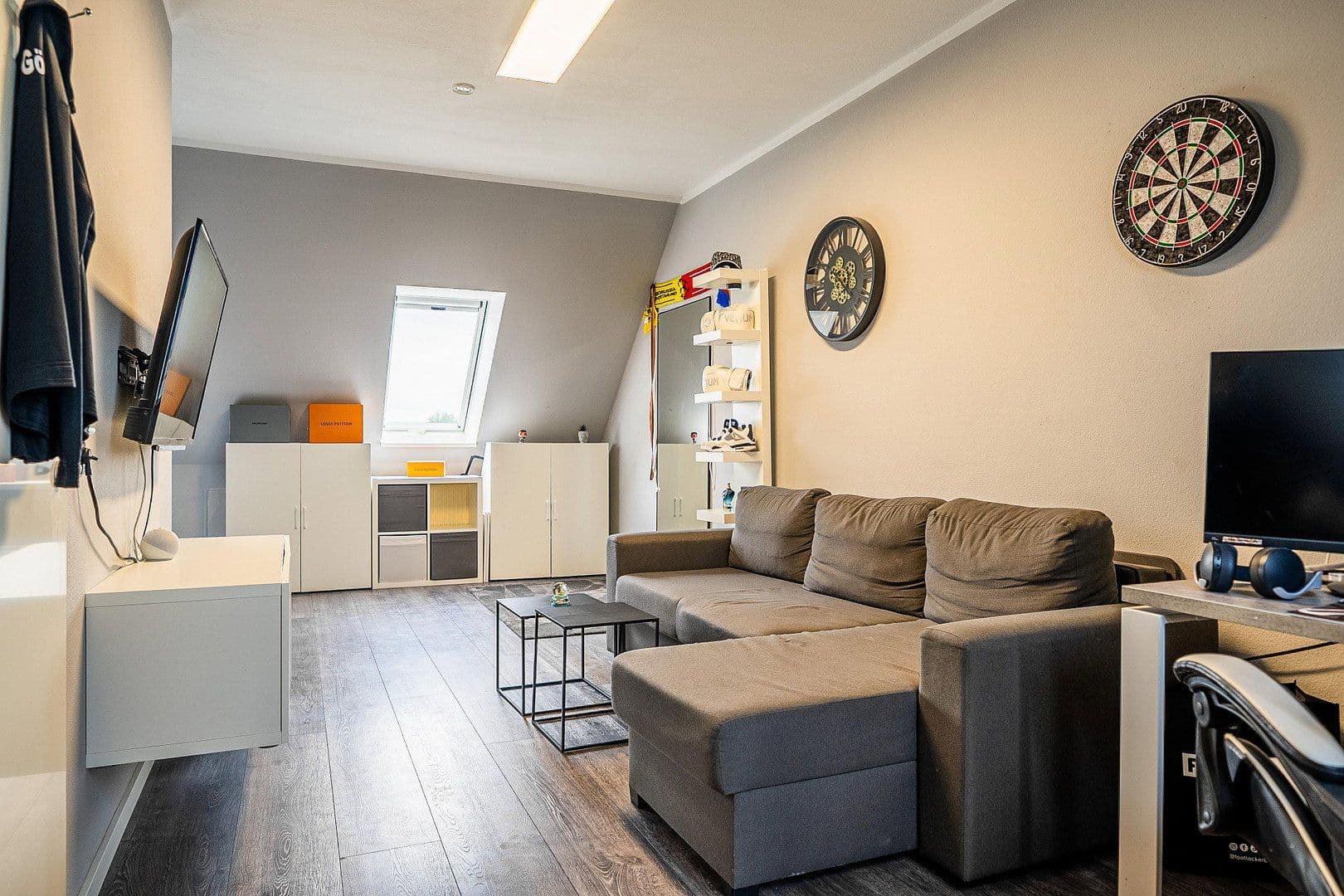 Prodej domu 124 m², pozemek 179 m², Göttingen, Dolní Sasko Prodej domu 124 m², pozemek 179 m², Göttingen, Dolní Sasko