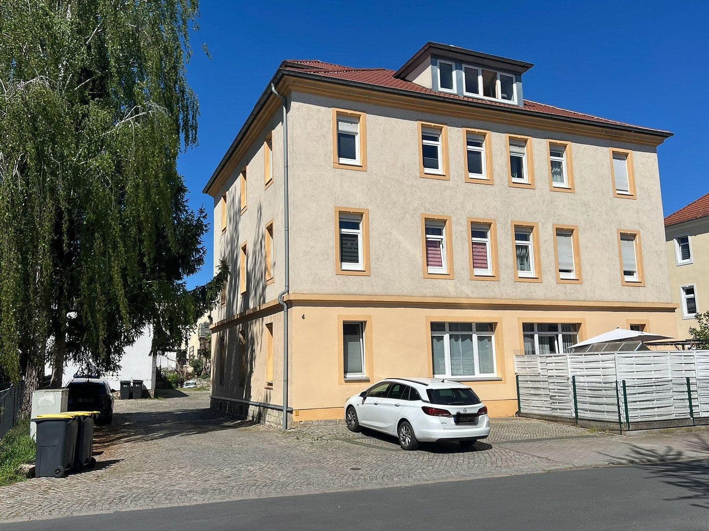 Pronájem bytu 4+1 108 m², Karl Marx Straße 6, Heidenau, Sasko Pronájem bytu 4+1 108 m², Karl Marx Straße 6, Heidenau, Sasko
