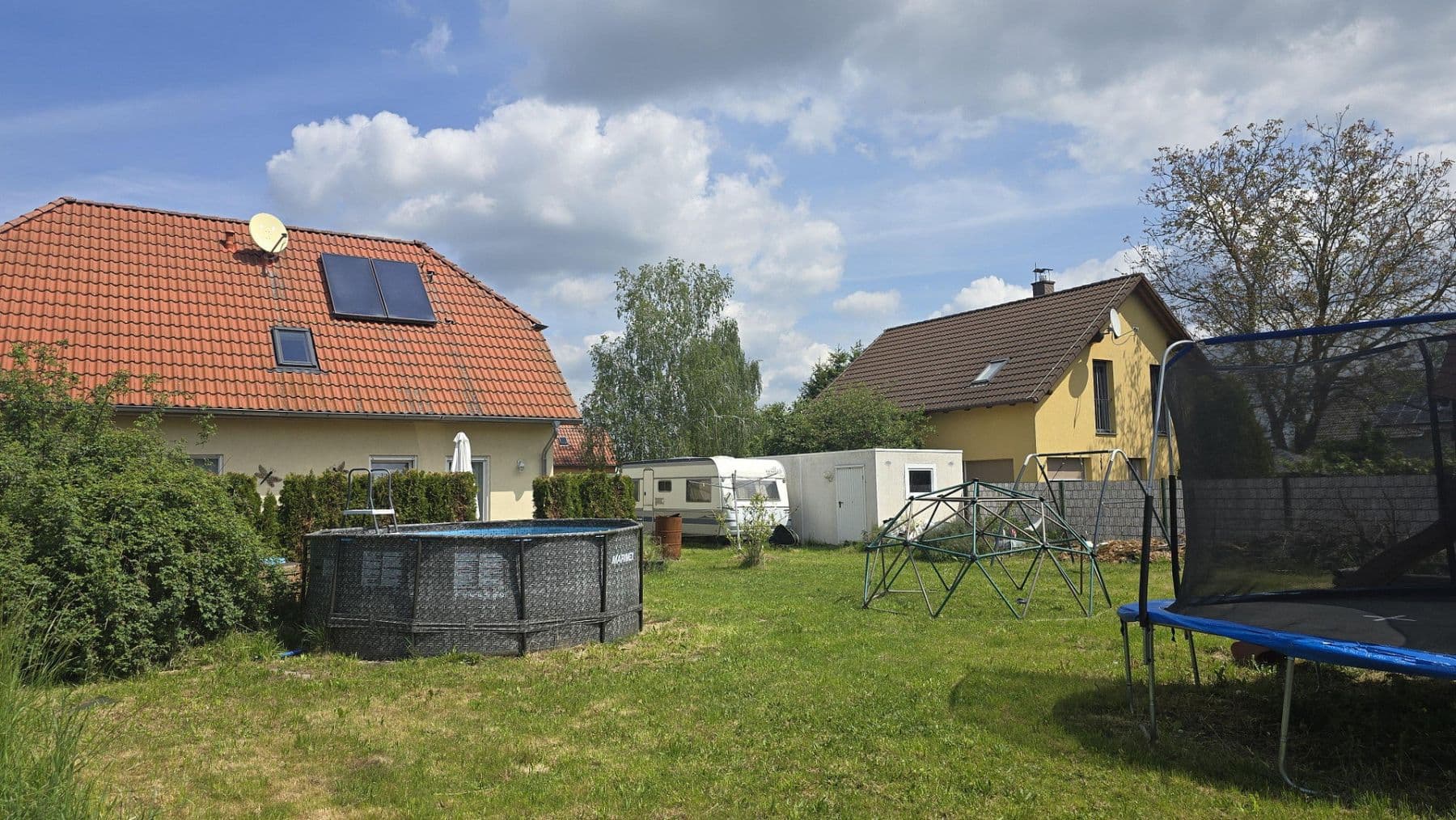Prodej domu 121 m², pozemek 830 m², Finsterwalde, Braniborsko Prodej domu 121 m², pozemek 830 m², Finsterwalde, Braniborsko