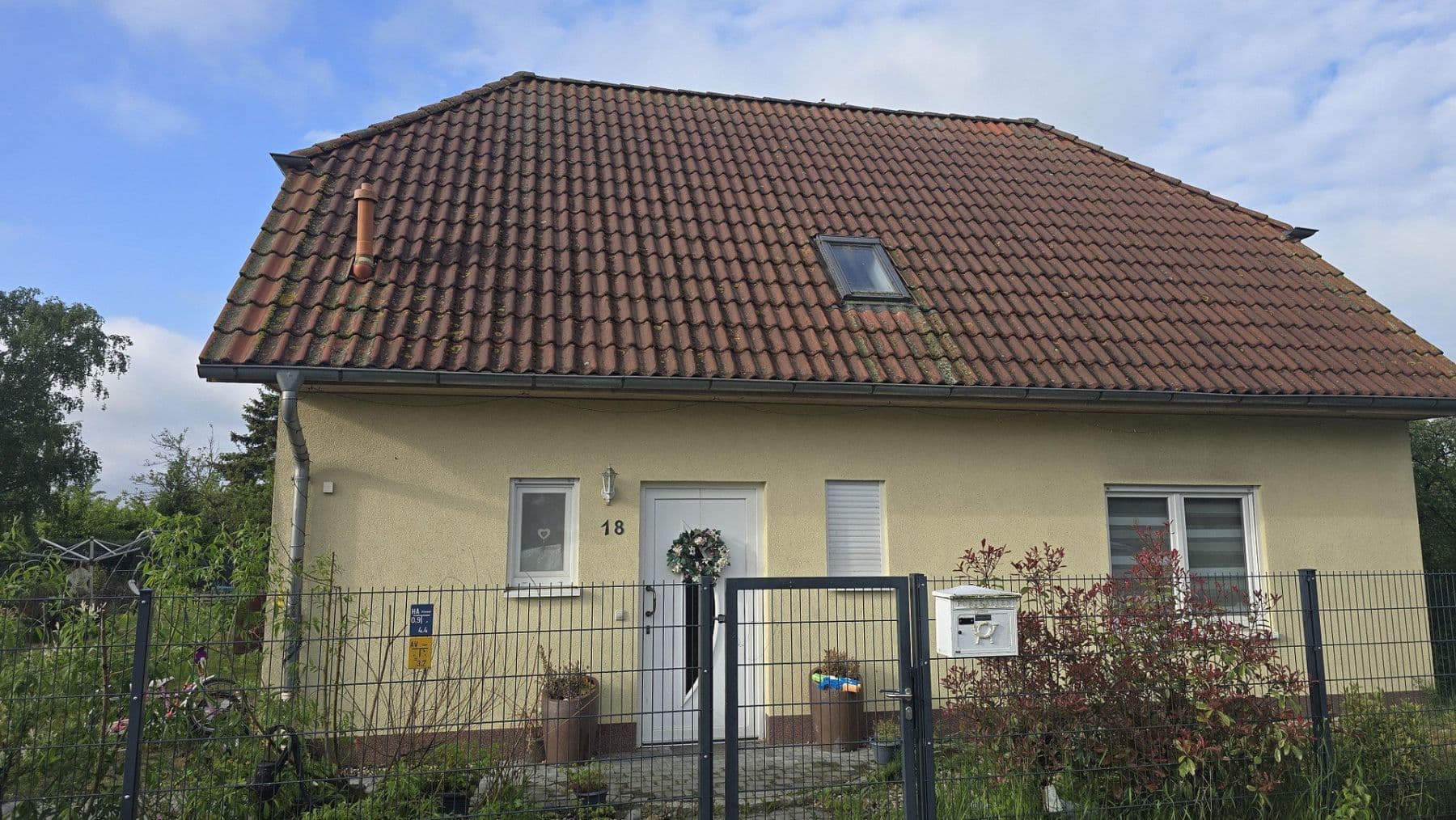 Prodej domu 121 m², pozemek 830 m², Finsterwalde, Braniborsko Prodej domu 121 m², pozemek 830 m², Finsterwalde, Braniborsko