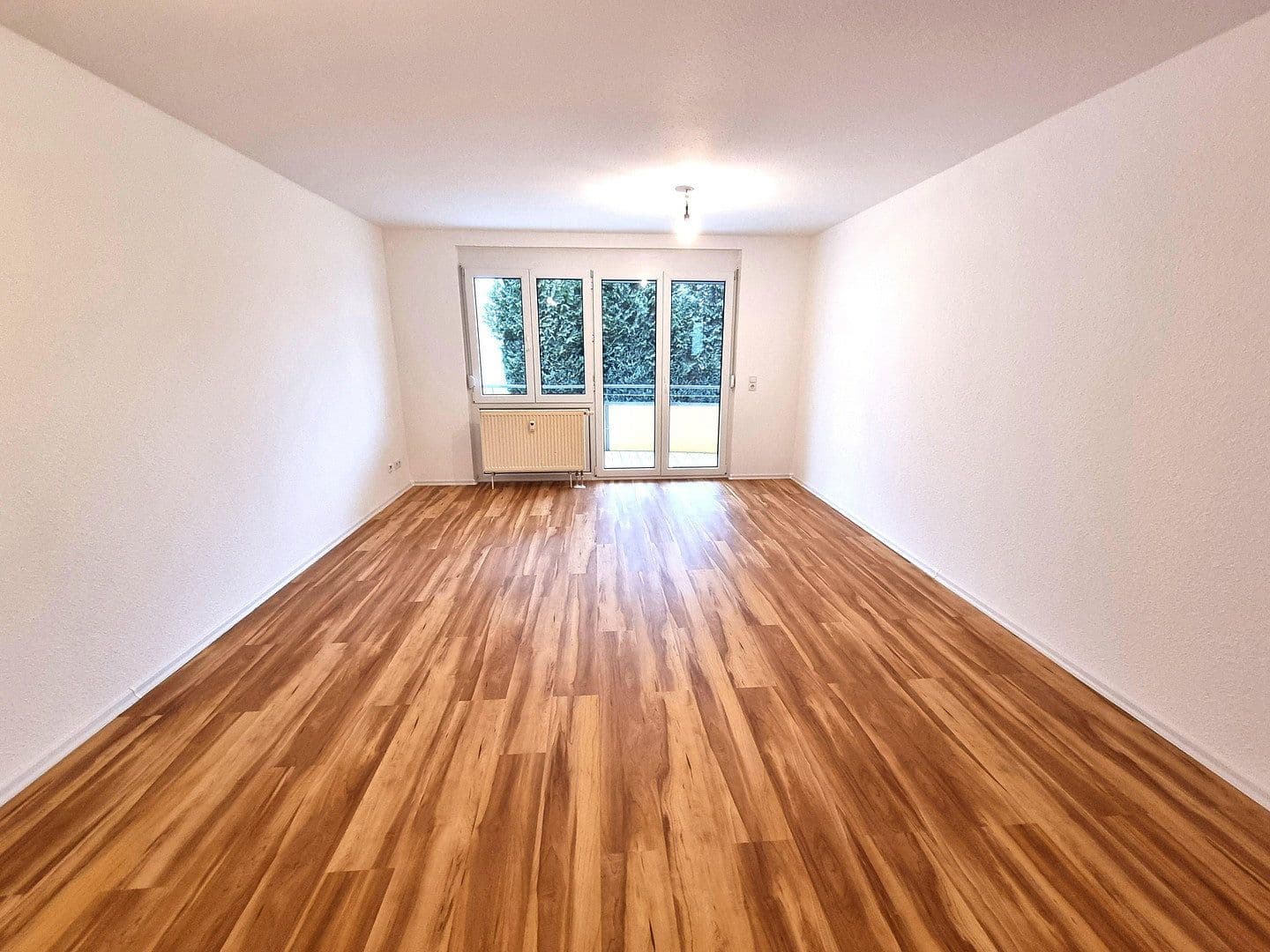 Pronájem bytu 3+1 83 m², Helga-Barth-Straße 7, Bretten, Bádensko-Württembersko Pronájem bytu 3+1 83 m², Helga-Barth-Straße 7, Bretten, Bádensko-Württembersko