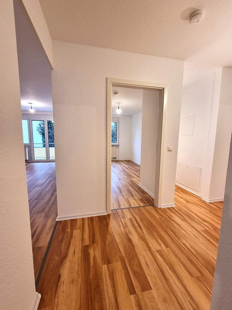 Pronájem bytu 3+1 83 m², Helga-Barth-Straße 7, Bretten, Bádensko-Württembersko Pronájem bytu 3+1 83 m², Helga-Barth-Straße 7, Bretten, Bádensko-Württembersko