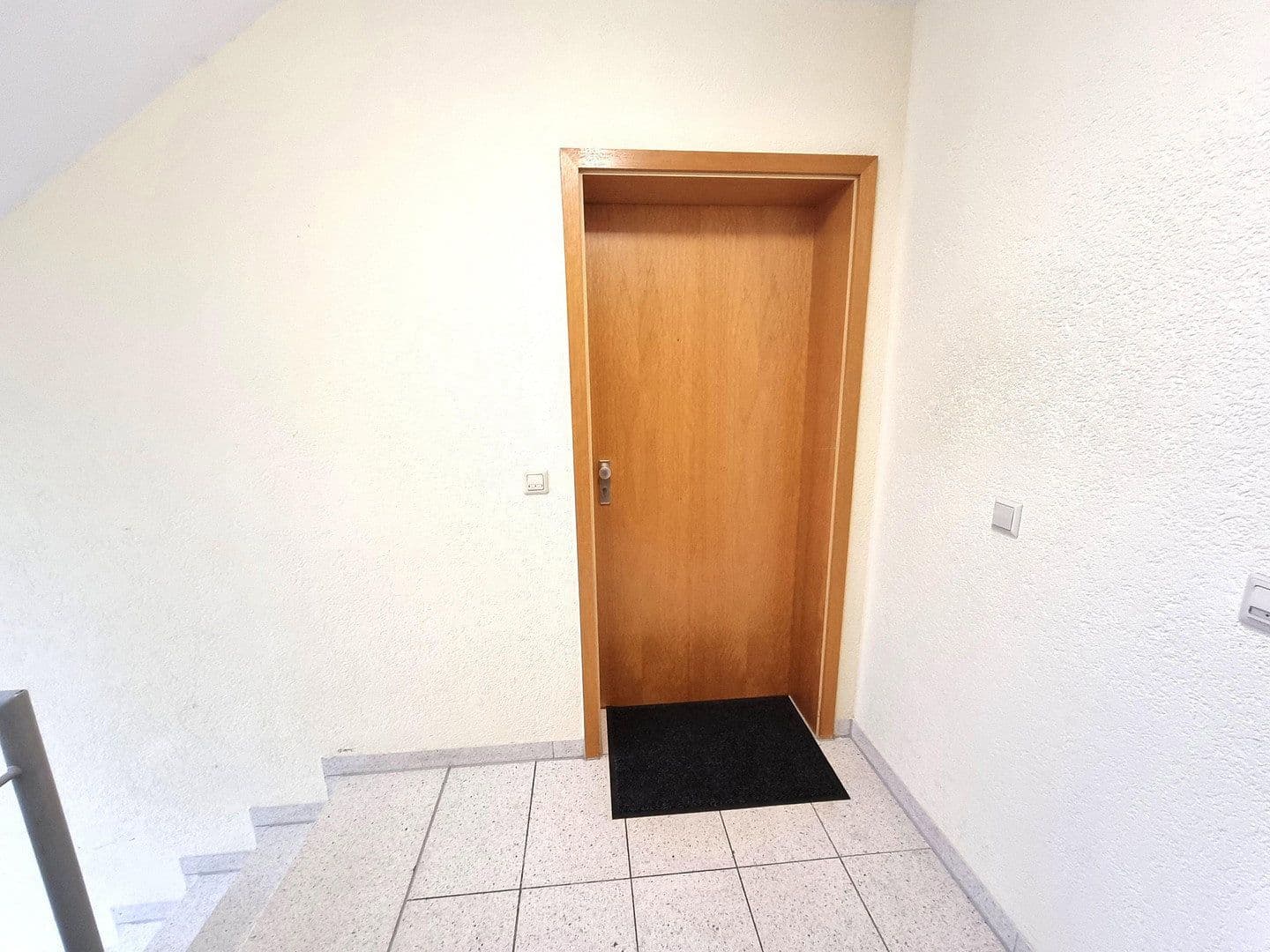 Pronájem bytu 3+1 83 m², Helga-Barth-Straße 7, Bretten, Bádensko-Württembersko Pronájem bytu 3+1 83 m², Helga-Barth-Straße 7, Bretten, Bádensko-Württembersko