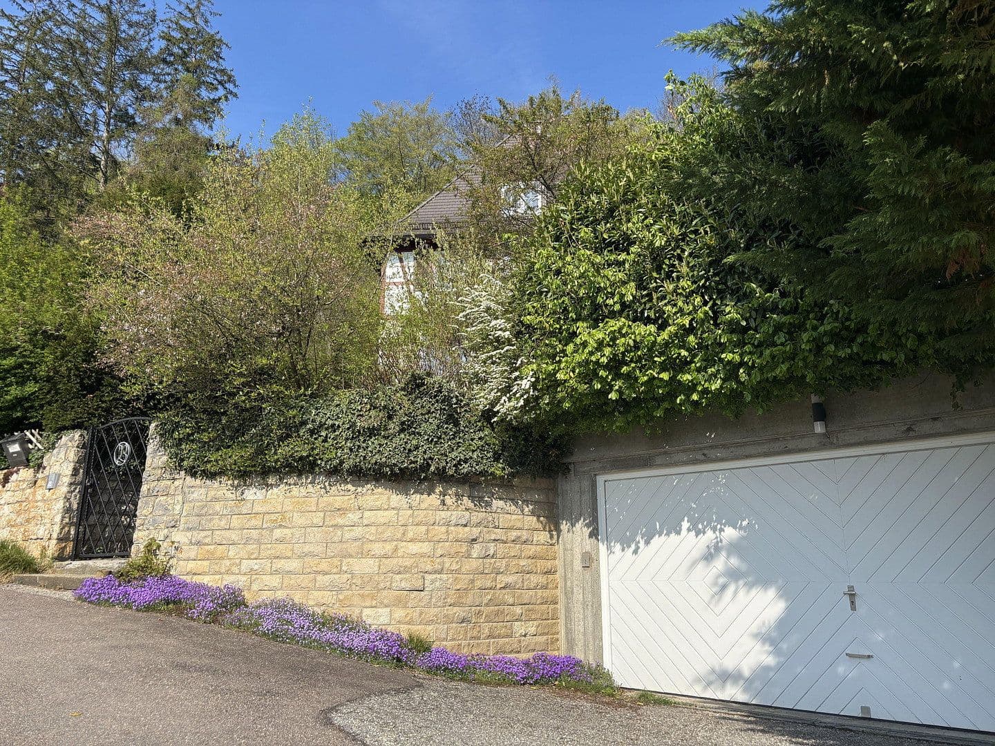 Prodej domu 312 m², pozemek 3.680 m², Westhausen, Bádensko-Württembersko Prodej domu 312 m², pozemek 3.680 m², Westhausen, Bádensko-Württembersko