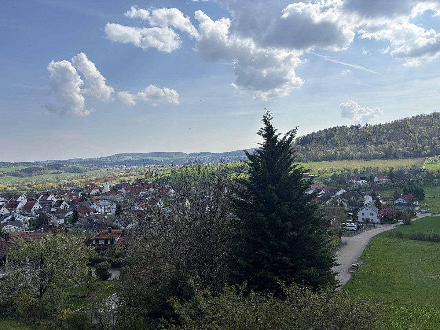 Prodej domu 312 m², pozemek 3.680 m², Westhausen, Bádensko-Württembersko Prodej domu 312 m², pozemek 3.680 m², Westhausen, Bádensko-Württembersko
