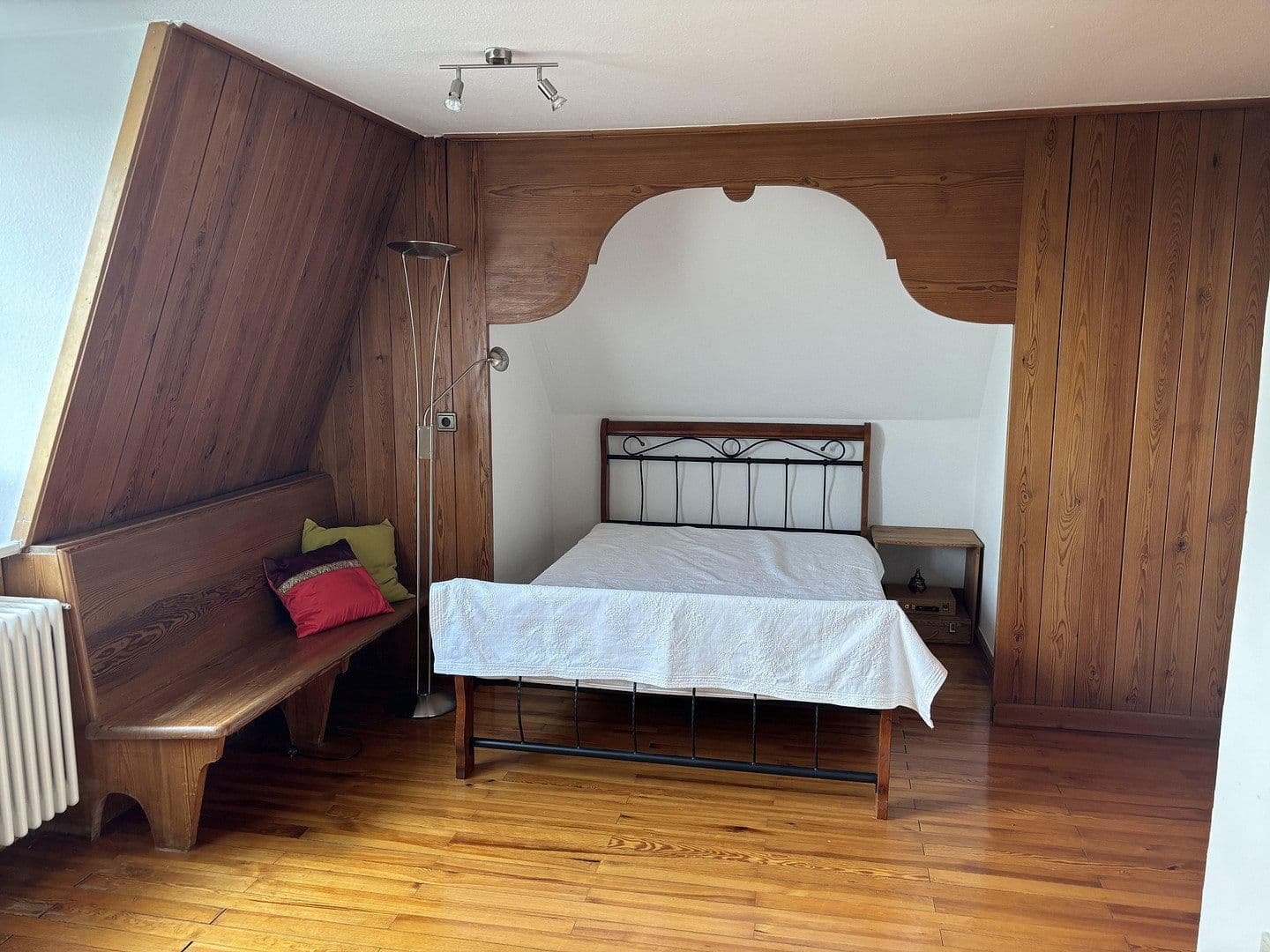 Prodej domu 312 m², pozemek 3.680 m², Westhausen, Bádensko-Württembersko Prodej domu 312 m², pozemek 3.680 m², Westhausen, Bádensko-Württembersko