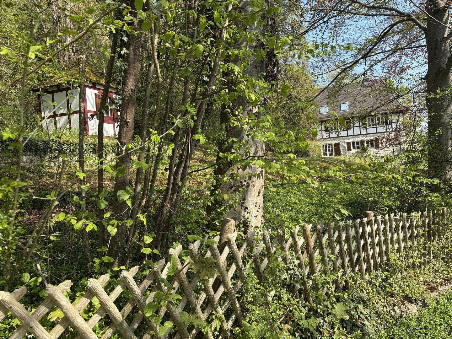 Prodej domu 312 m², pozemek 3.680 m², Westhausen, Bádensko-Württembersko Prodej domu 312 m², pozemek 3.680 m², Westhausen, Bádensko-Württembersko