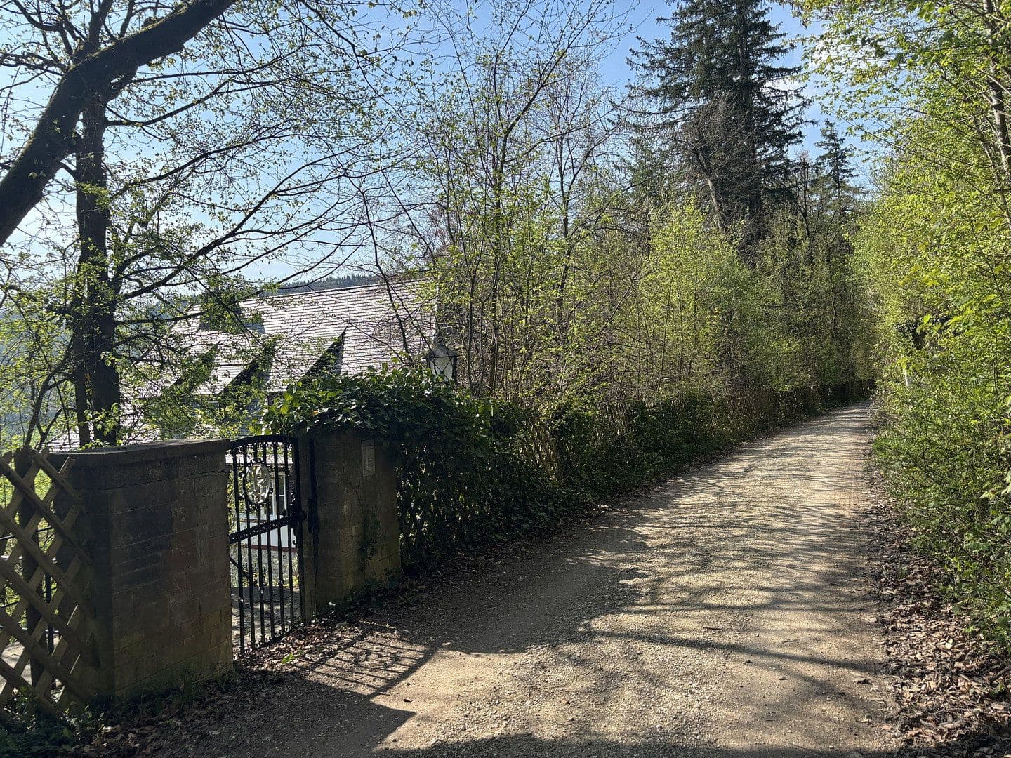 Prodej domu 312 m², pozemek 3.680 m², Westhausen, Bádensko-Württembersko Prodej domu 312 m², pozemek 3.680 m², Westhausen, Bádensko-Württembersko