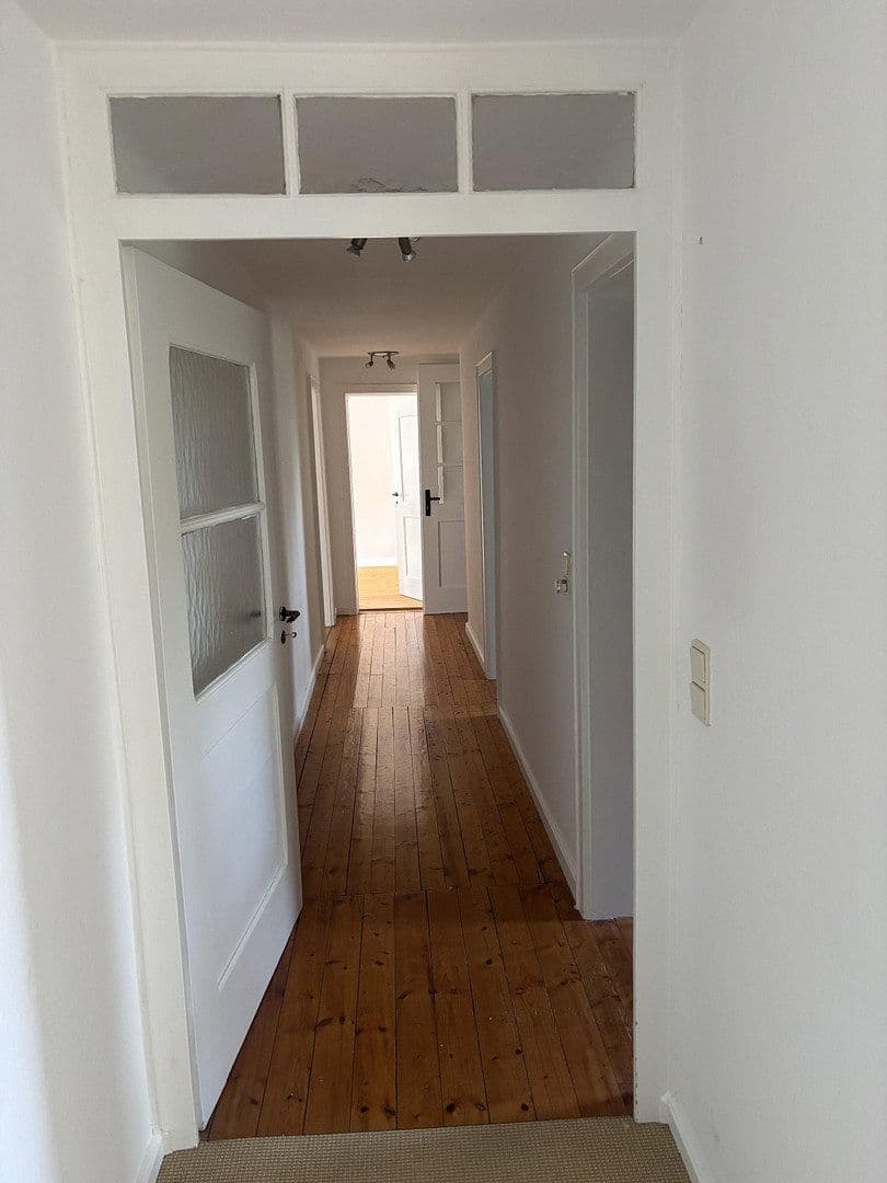 Prodej domu 312 m², pozemek 3.680 m², Westhausen, Bádensko-Württembersko Prodej domu 312 m², pozemek 3.680 m², Westhausen, Bádensko-Württembersko