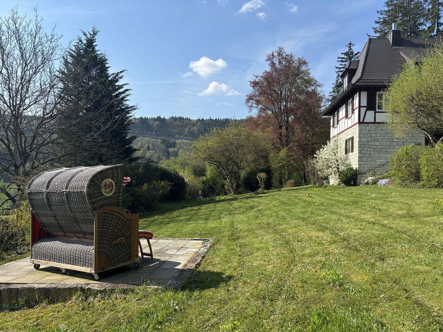 Prodej domu 312 m², pozemek 3.680 m², Westhausen, Bádensko-Württembersko Prodej domu 312 m², pozemek 3.680 m², Westhausen, Bádensko-Württembersko