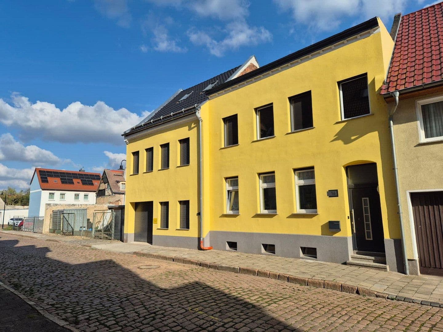 Prodej domu 300 m², pozemek 358 m², Tuchmacherstr. 16, Calbe (Saale), Sasko-Anhaltsko Prodej domu 300 m², pozemek 358 m², Tuchmacherstr. 16, Calbe (Saale), Sasko-Anhaltsko