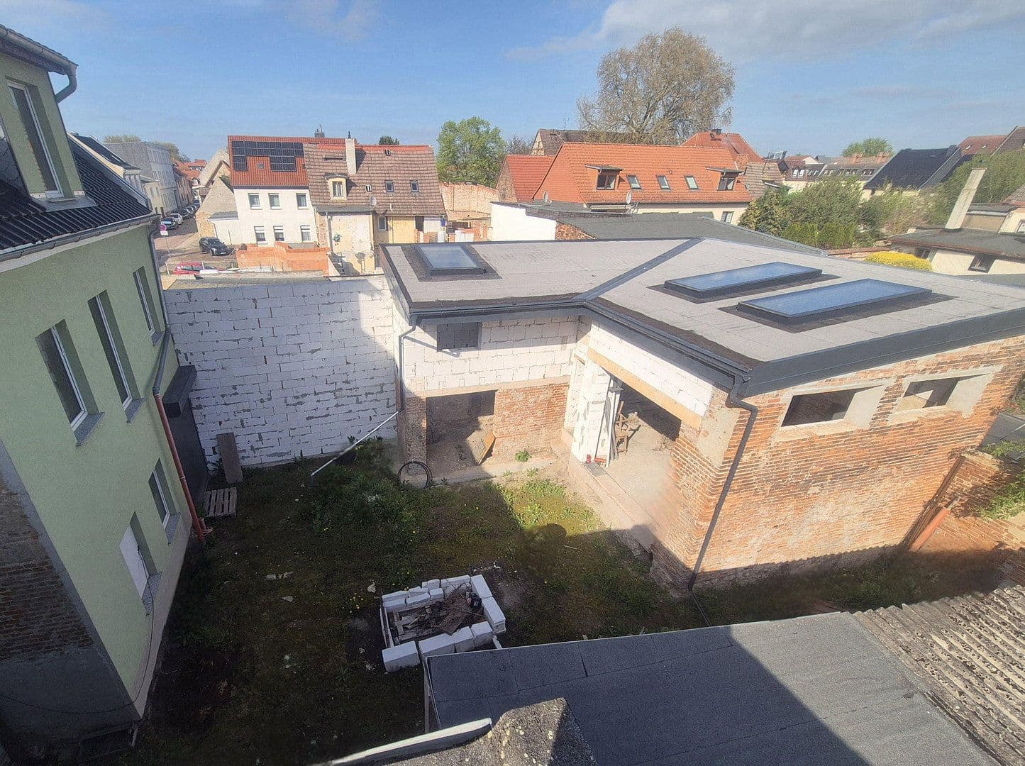 Prodej domu 300 m², pozemek 358 m², Tuchmacherstr. 16, Calbe (Saale), Sasko-Anhaltsko Prodej domu 300 m², pozemek 358 m², Tuchmacherstr. 16, Calbe (Saale), Sasko-Anhaltsko