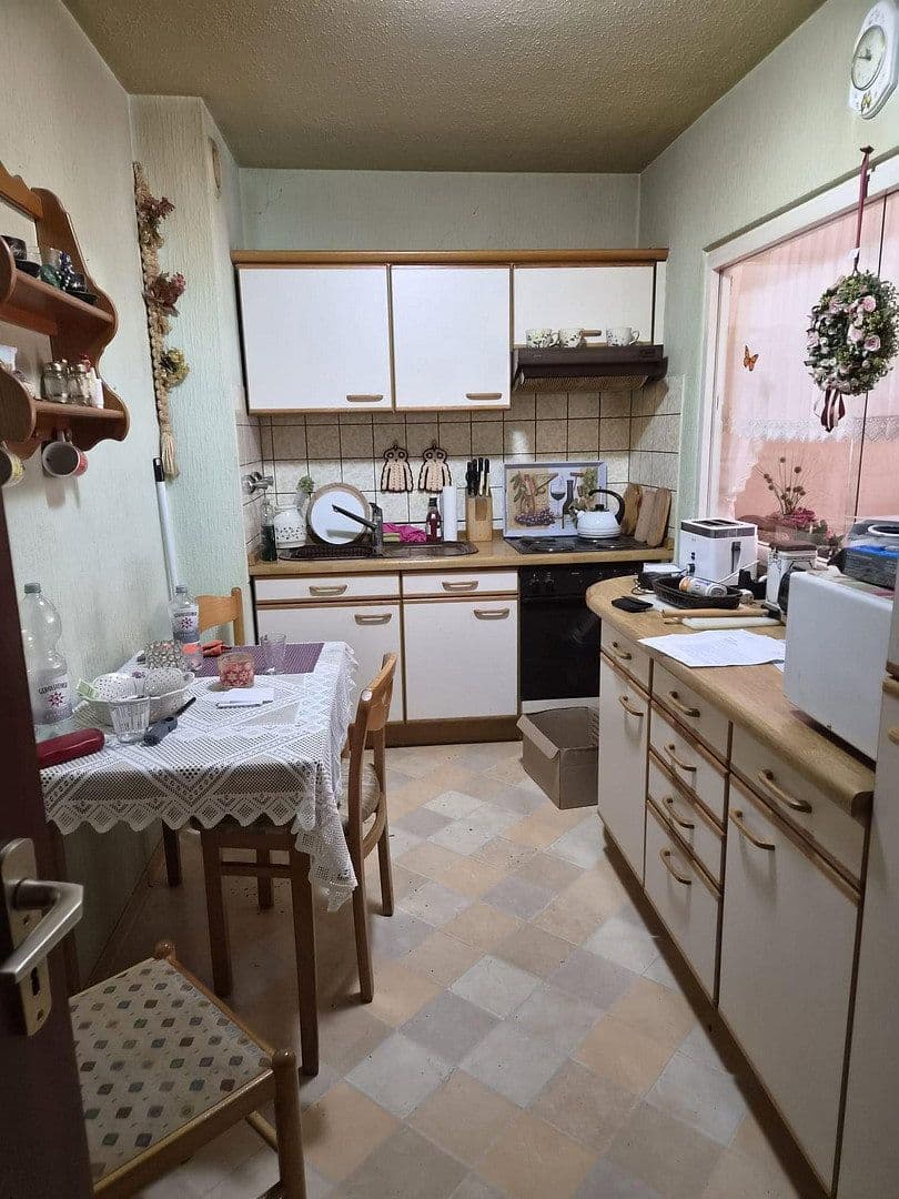 Pronájem bytu 3+1 74 m², Höhenberger Straße 21, Köln, Severní Porýní-Vestfálsko Pronájem bytu 3+1 74 m², Höhenberger Straße 21, Köln, Severní Porýní-Vestfálsko