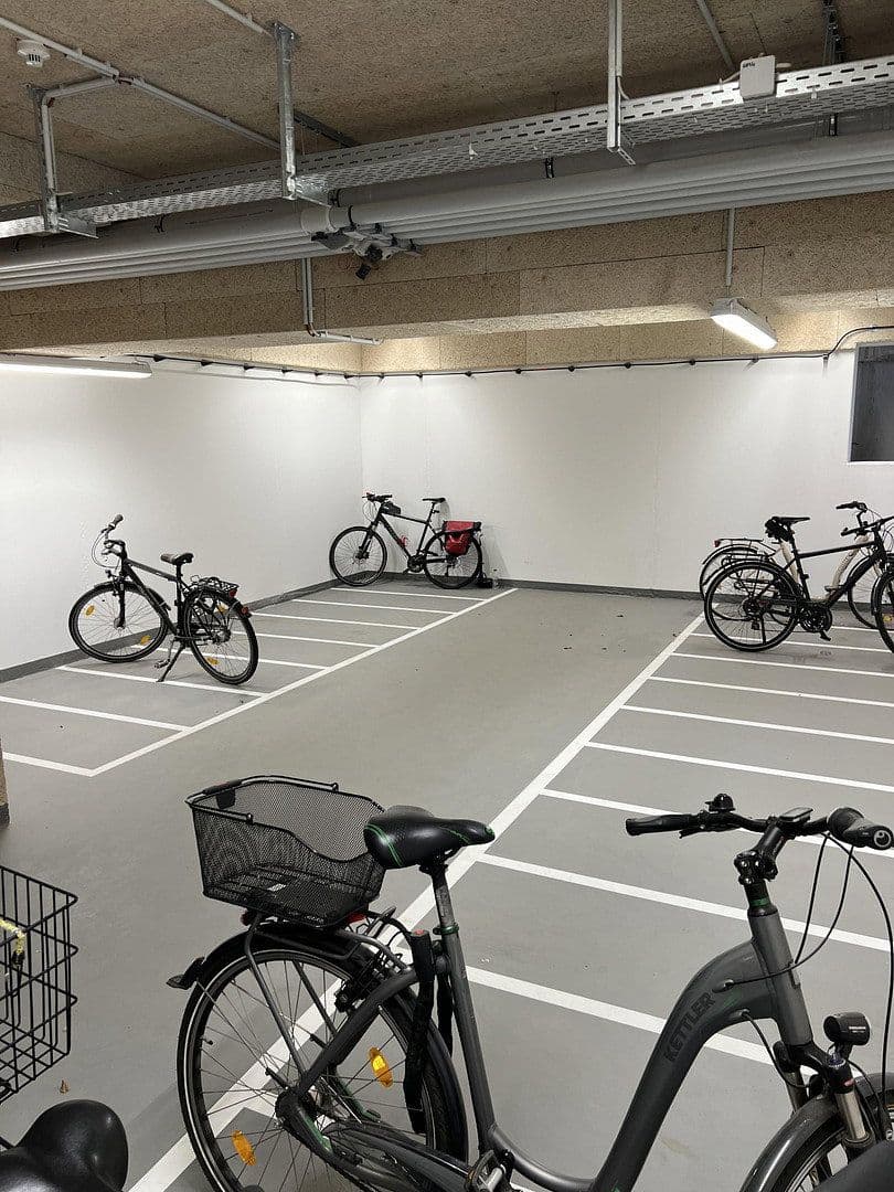Pronájem bytu 3+1 81 m², Truchseßstraße 36, Bonn, Severní Porýní-Vestfálsko Pronájem bytu 3+1 81 m², Truchseßstraße 36, Bonn, Severní Porýní-Vestfálsko