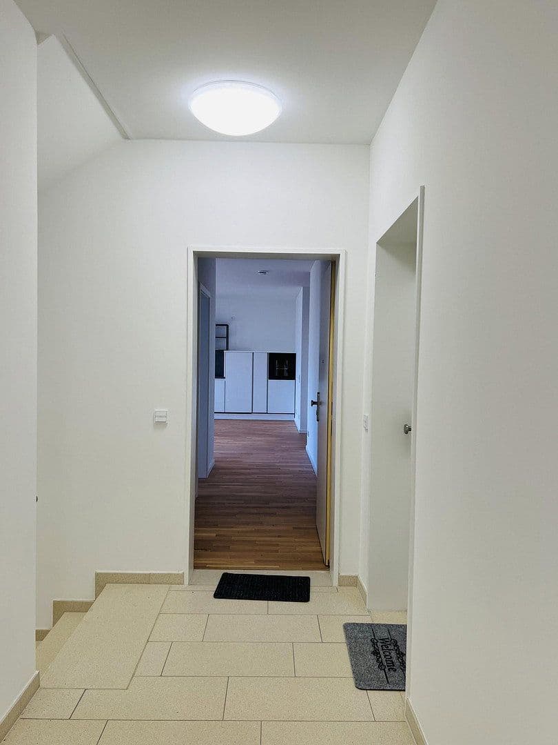 Pronájem bytu 3+1 81 m², Truchseßstraße 36, Bonn, Severní Porýní-Vestfálsko Pronájem bytu 3+1 81 m², Truchseßstraße 36, Bonn, Severní Porýní-Vestfálsko
