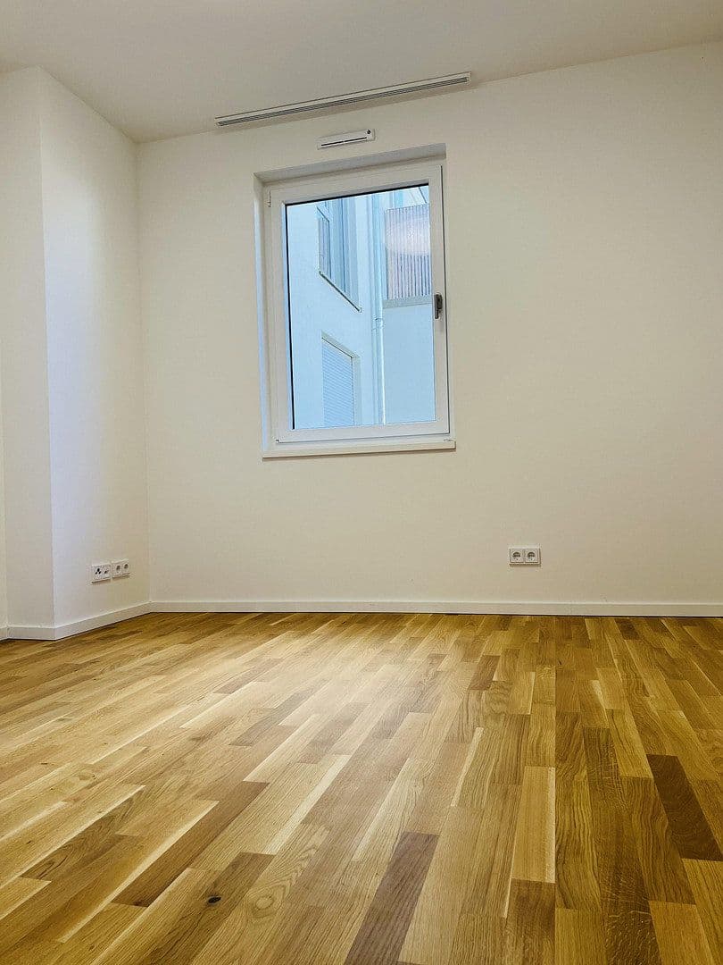 Pronájem bytu 3+1 81 m², Truchseßstraße 36, Bonn, Severní Porýní-Vestfálsko Pronájem bytu 3+1 81 m², Truchseßstraße 36, Bonn, Severní Porýní-Vestfálsko