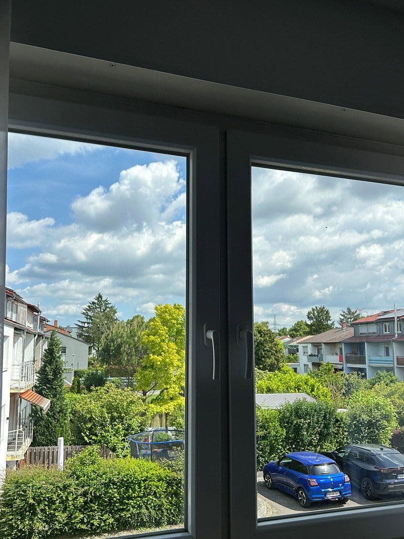 Prodej domu 125 m², pozemek 171 m², Mannheim, Bádensko-Württembersko Prodej domu 125 m², pozemek 171 m², Mannheim, Bádensko-Württembersko