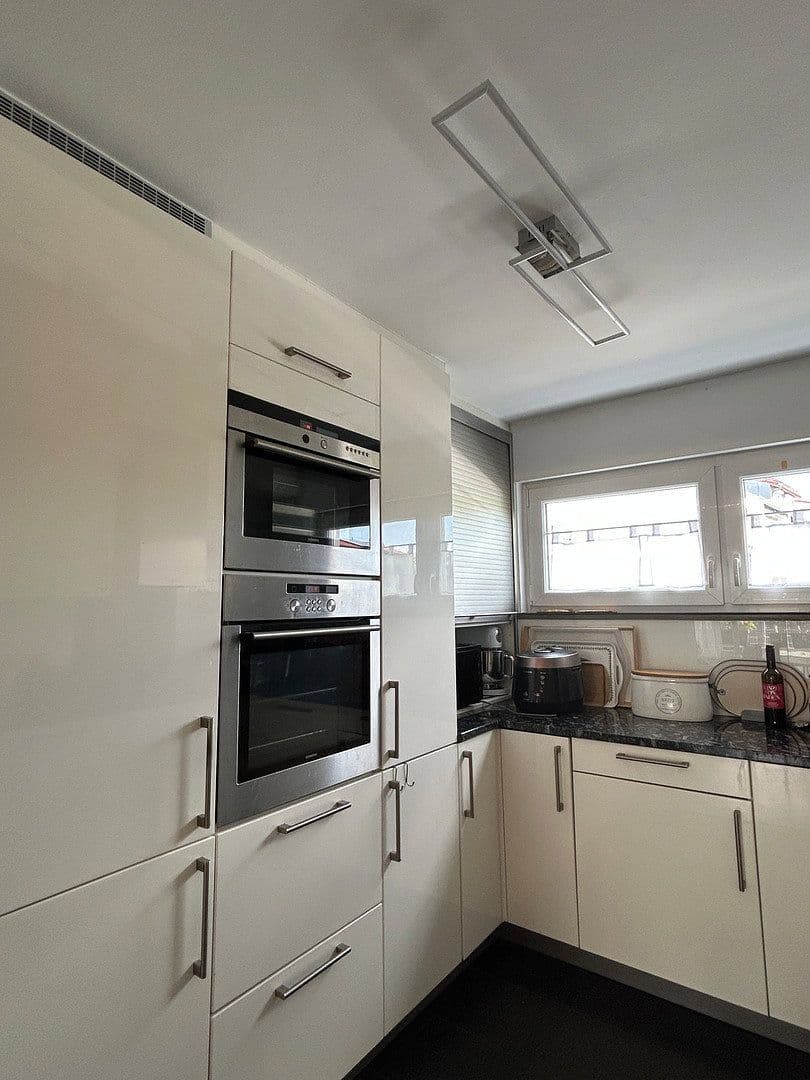Prodej domu 125 m², pozemek 171 m², Mannheim, Bádensko-Württembersko Prodej domu 125 m², pozemek 171 m², Mannheim, Bádensko-Württembersko