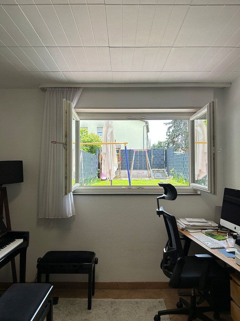 Prodej domu 125 m², pozemek 171 m², Mannheim, Bádensko-Württembersko Prodej domu 125 m², pozemek 171 m², Mannheim, Bádensko-Württembersko
