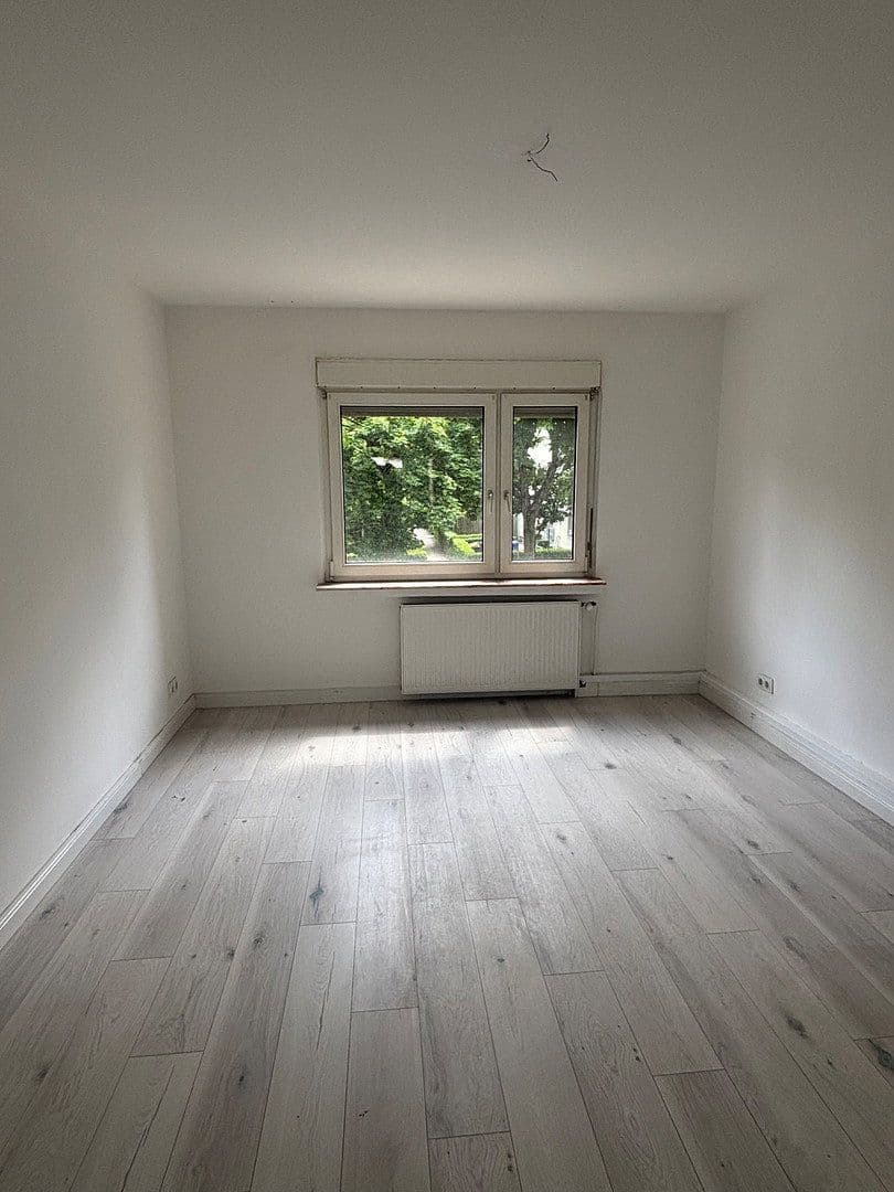 Pronájem bytu 3+1 60 m², Leibnizstraße 40, Mönchengladbach, Severní Porýní-Vestfálsko Pronájem bytu 3+1 60 m², Leibnizstraße 40, Mönchengladbach, Severní Porýní-Vestfálsko