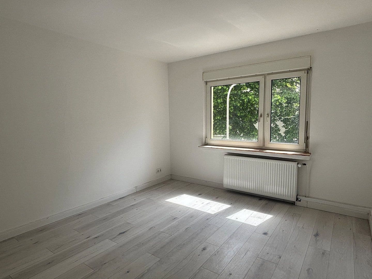 Pronájem bytu 3+1 60 m², Leibnizstraße 40, Mönchengladbach, Severní Porýní-Vestfálsko Pronájem bytu 3+1 60 m², Leibnizstraße 40, Mönchengladbach, Severní Porýní-Vestfálsko