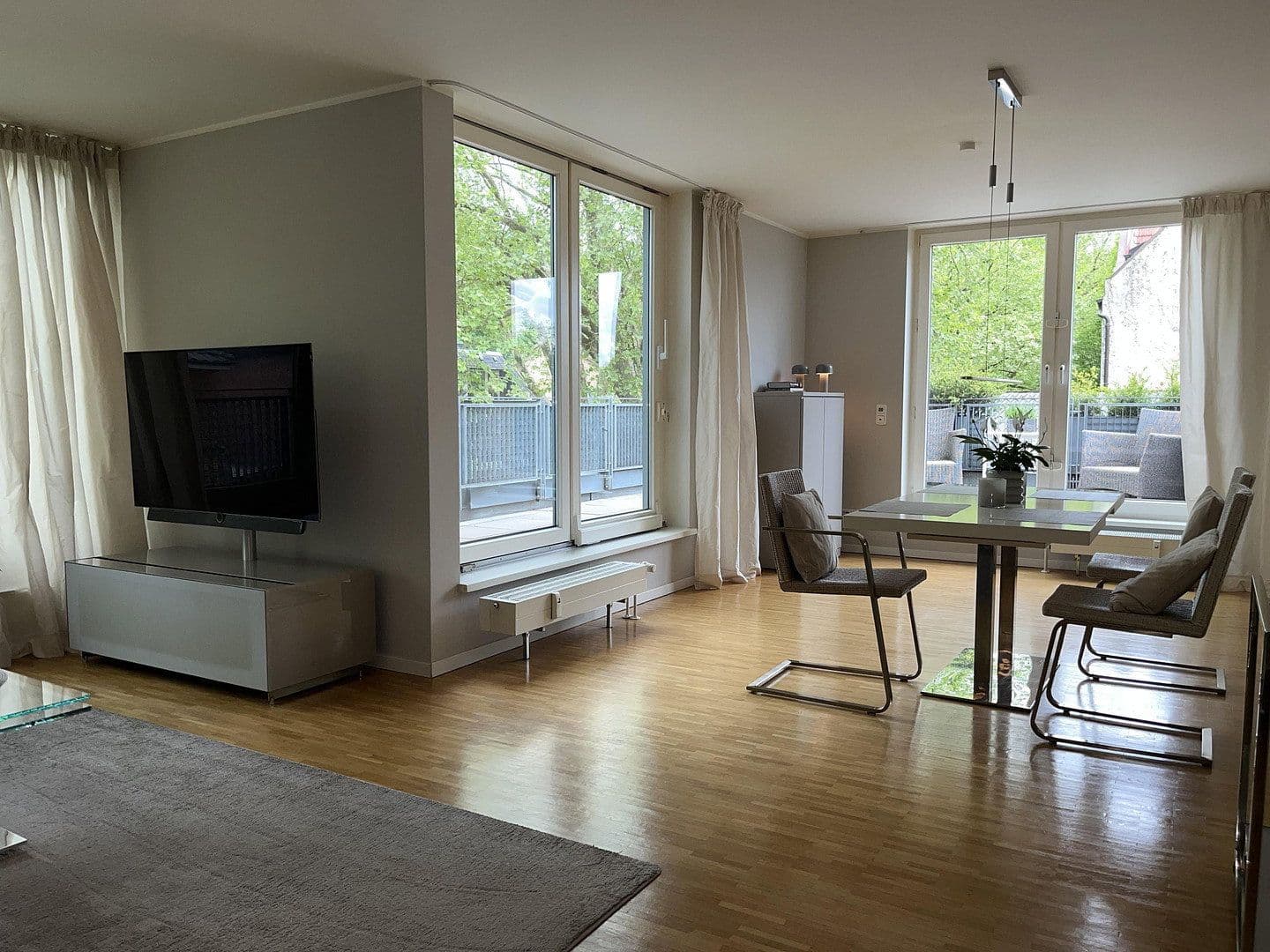 Prodej bytu 4+1 122 m², Hamburg, Hamburg Prodej bytu 4+1 122 m², Hamburg, Hamburg