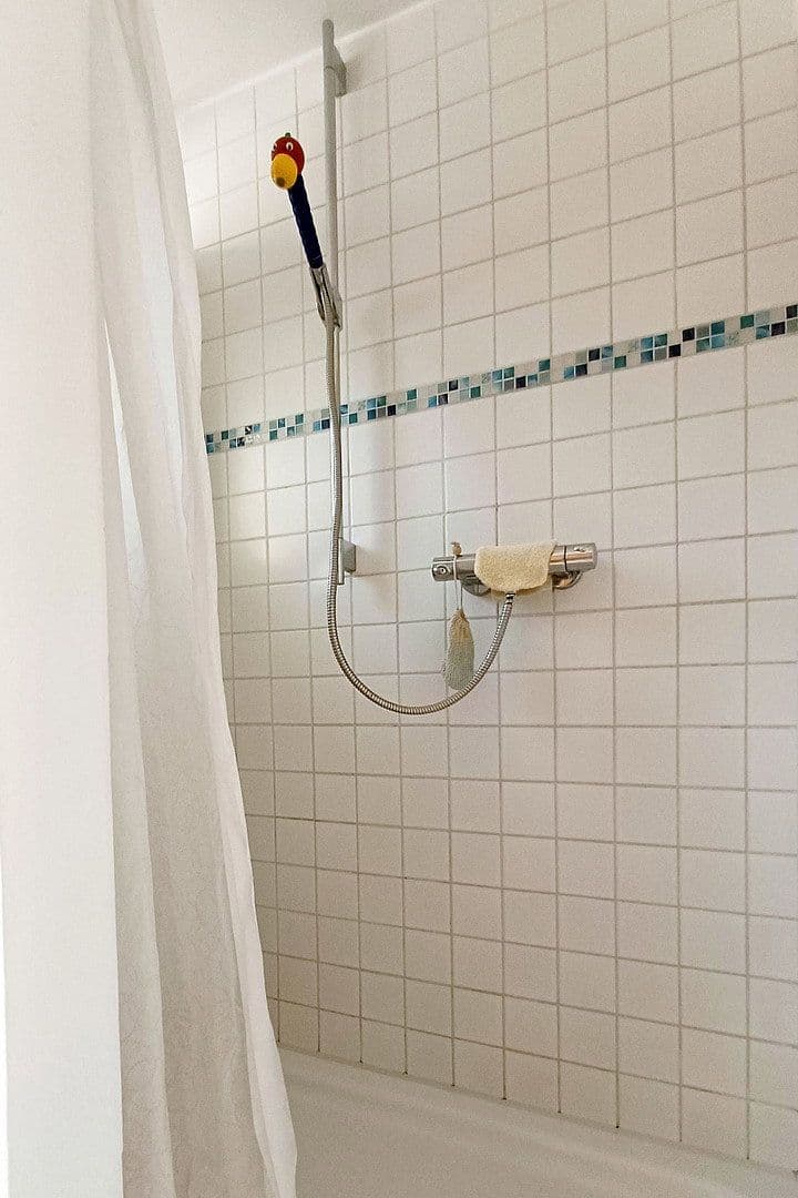 Prodej bytu 4+kk 145 m², Essen, Severní Porýní-Vestfálsko Prodej bytu 4+kk 145 m², Essen, Severní Porýní-Vestfálsko