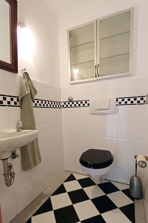 Prodej bytu 4+kk 145 m², Essen, Severní Porýní-Vestfálsko Prodej bytu 4+kk 145 m², Essen, Severní Porýní-Vestfálsko