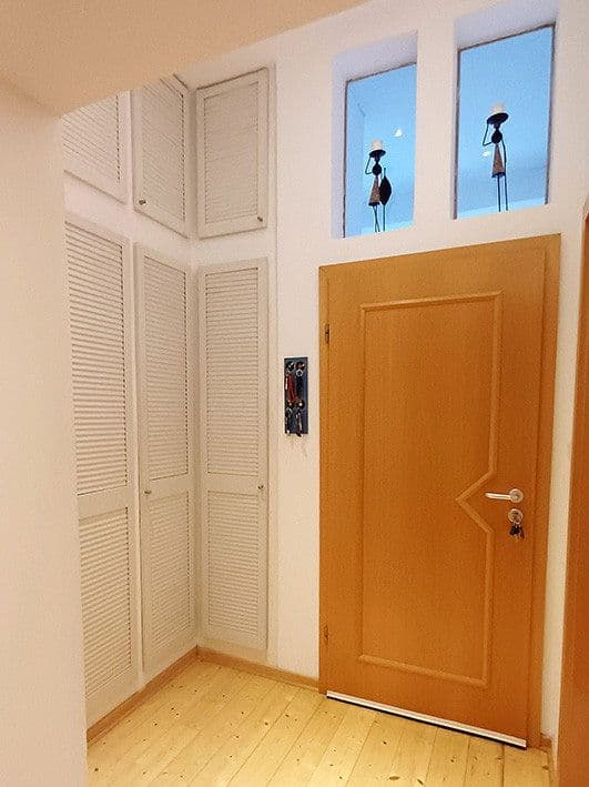 Prodej bytu 4+kk 145 m², Essen, Severní Porýní-Vestfálsko Prodej bytu 4+kk 145 m², Essen, Severní Porýní-Vestfálsko