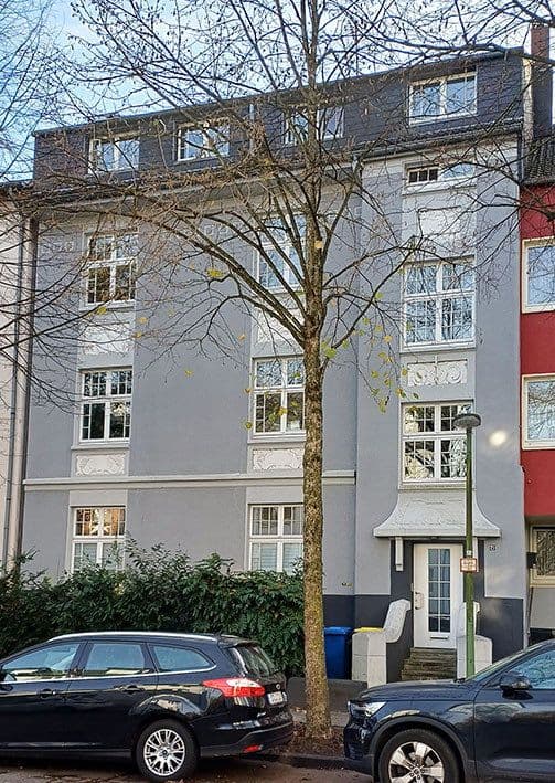 Prodej bytu 4+kk 145 m², Essen, Severní Porýní-Vestfálsko Prodej bytu 4+kk 145 m², Essen, Severní Porýní-Vestfálsko
