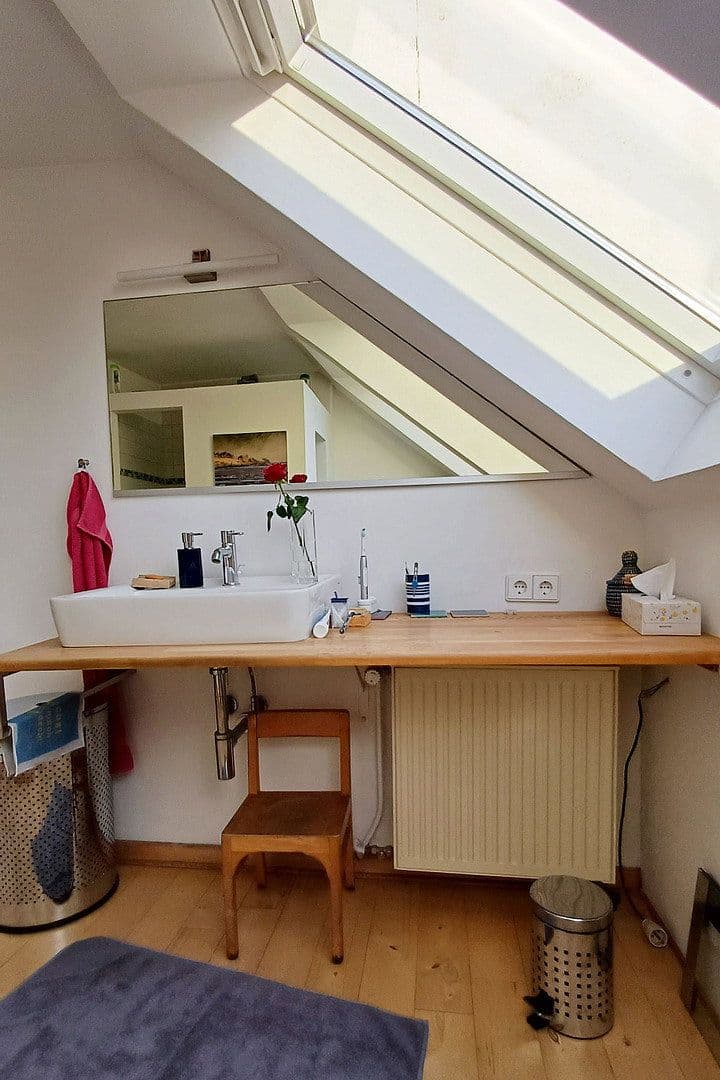 Prodej bytu 4+kk 145 m², Essen, Severní Porýní-Vestfálsko Prodej bytu 4+kk 145 m², Essen, Severní Porýní-Vestfálsko