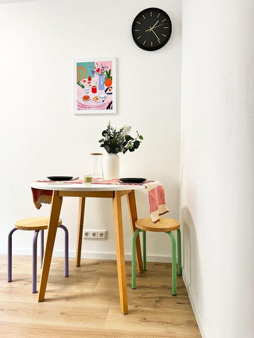 Pronájem bytu 1+1 35 m², Helmstr. 15, Nürnberg, Bavorsko Pronájem bytu 1+1 35 m², Helmstr. 15, Nürnberg, Bavorsko