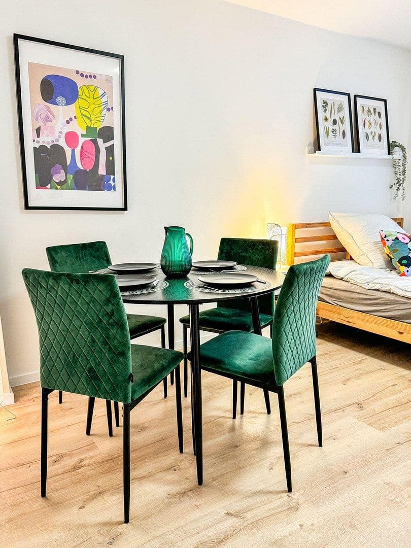 Pronájem bytu 1+1 35 m², Helmstr. 15, Nürnberg, Bavorsko Pronájem bytu 1+1 35 m², Helmstr. 15, Nürnberg, Bavorsko